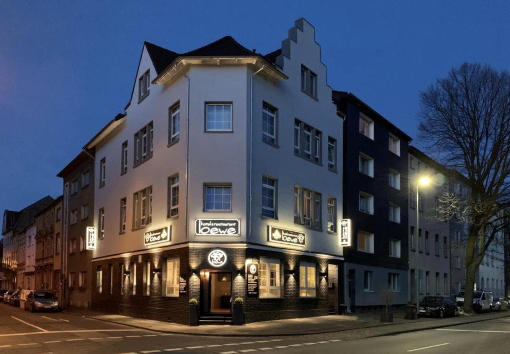 Hotel Restaurant Zum Loewen Duisburg Exterior foto